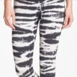 Nike Dry Fit Zebra Print Capris